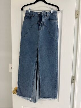 Moon River Blue Straight-Leg Jeans Skirt with Center Slit